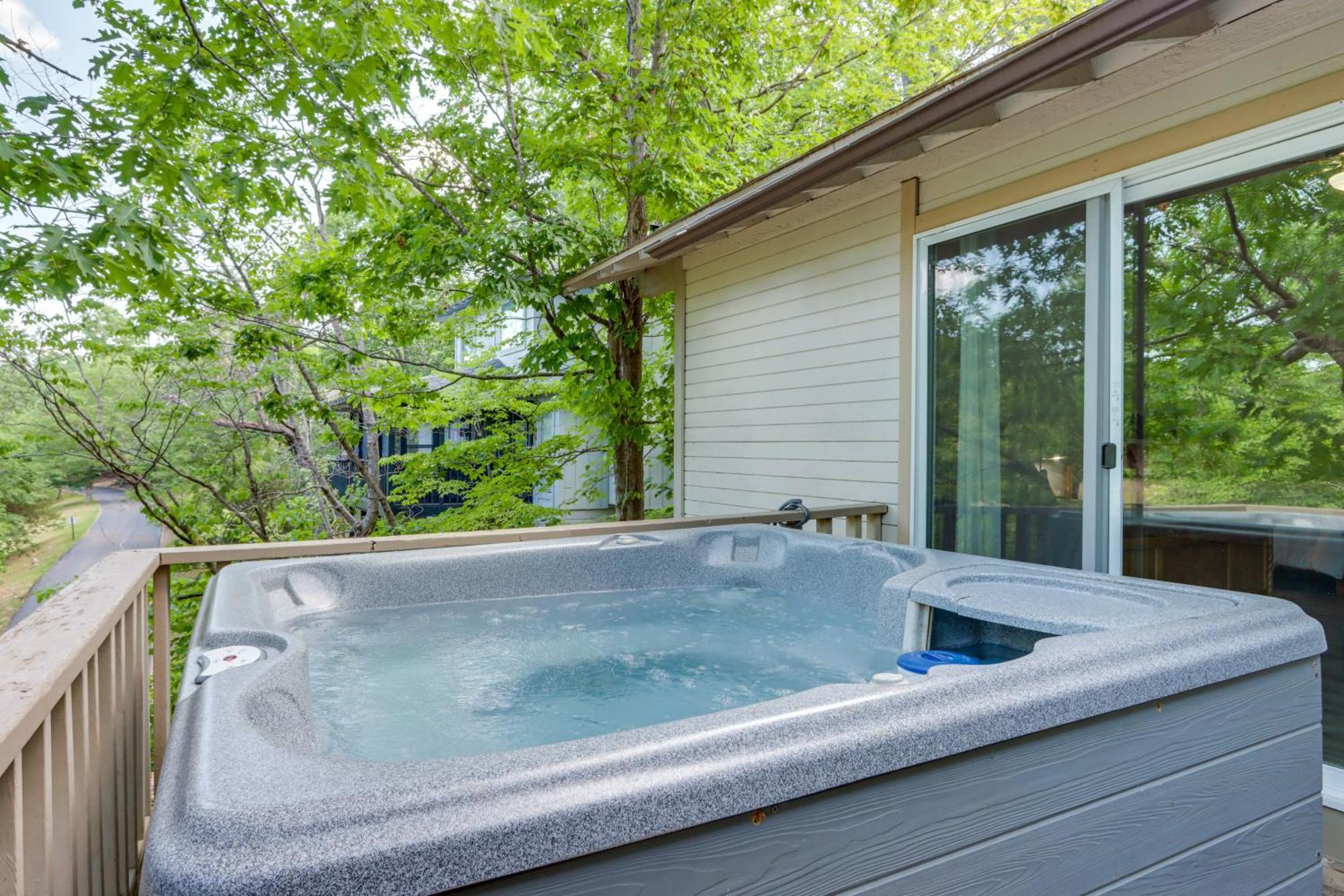 Hot Tub And Fire Pit Margaritaville Home! Osage Beach Esterno foto